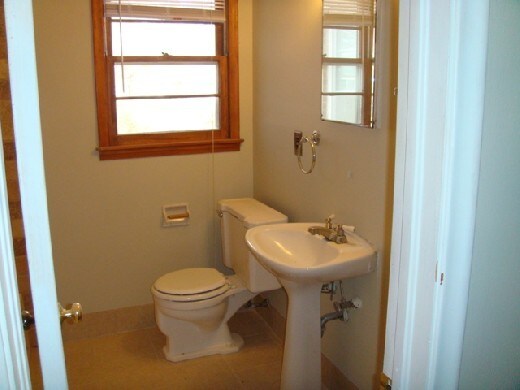 Building Photo - Brick home with storm shelter