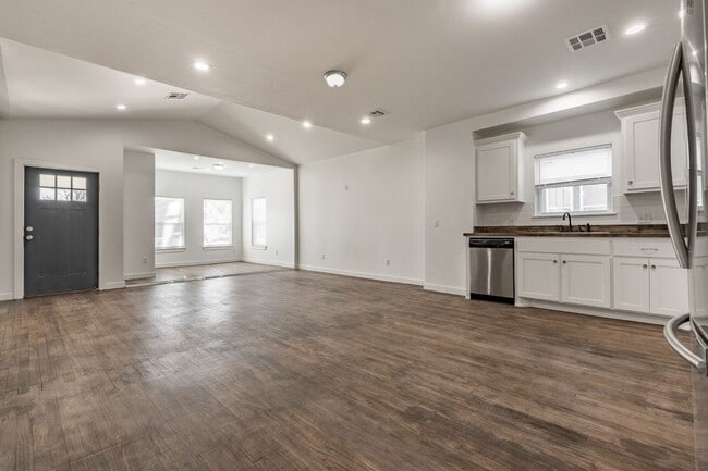 Foto del edificio - 1221 NW 31st St