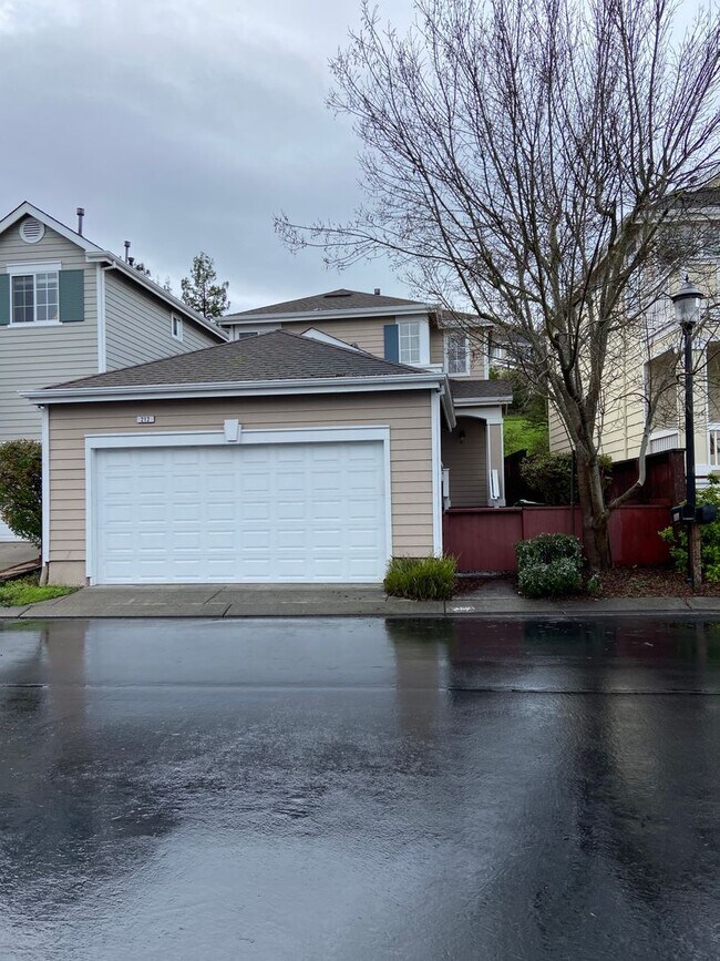 Foto del edificio - Beautiful Home in McNear Landing, 3 Bedroo...