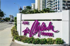 Building Photo - 3505 S Ocean Dr