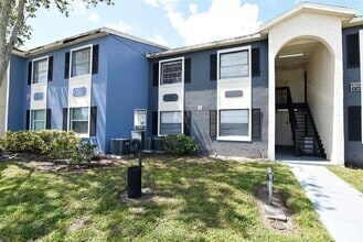 Building Photo - 2531 N Alafaya Trail