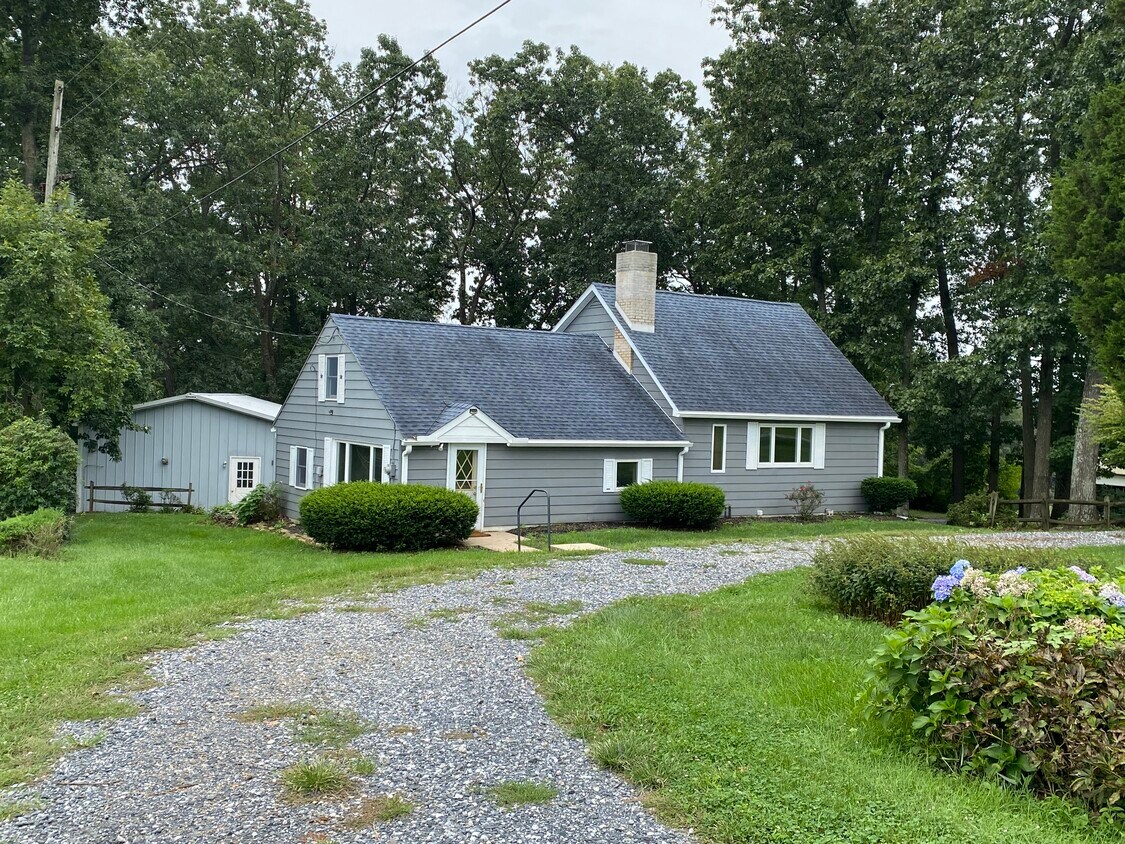 Primary Photo - 3568 Tunnel Hill Rd