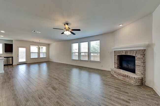 Building Photo - 4117 Beasley Dr