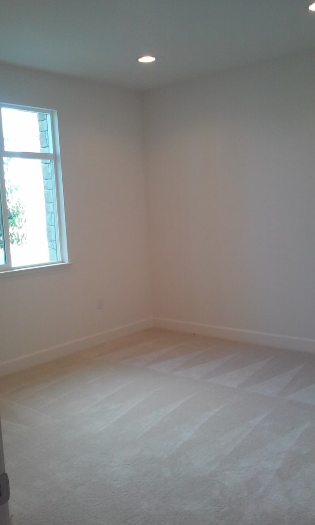 Building Photo - Prime Dublin Location, Great for Commuters & Roommates! 4 Bed, 3 Bath, Near Shopping Walk & To Ba...