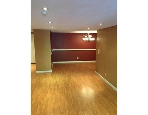 Foto principal - 131 Pierce St