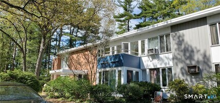 Building Photo - 22 North Lake Dr