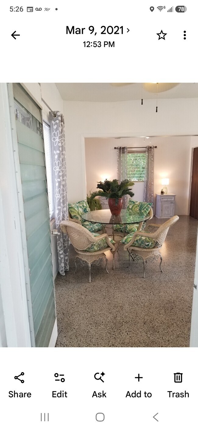 Foto del edificio - 1071 NE Martin Ave