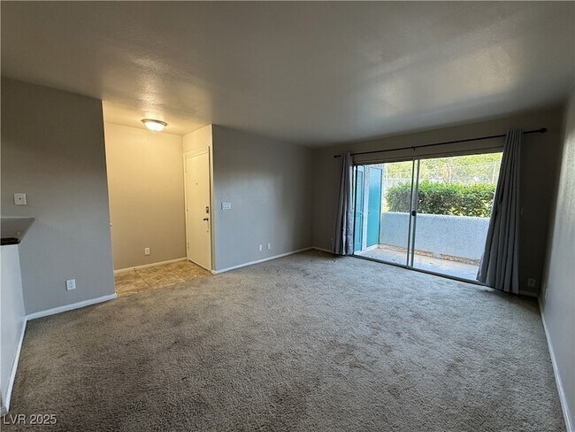 Foto del edificio - 1455 E Katie Ave