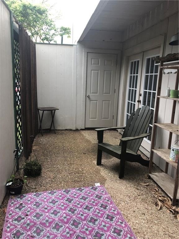 Building Photo - 6718 Silvermine Dr