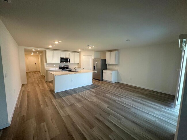 Foto del edificio - 4697 SW 89th St