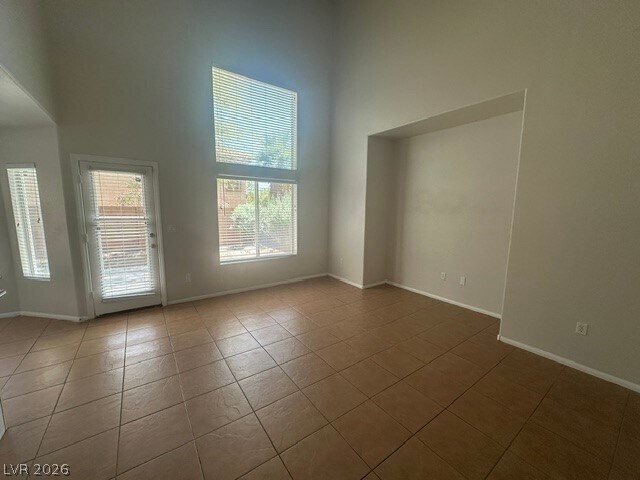 Foto del edificio - 574 Poplar Leaf St