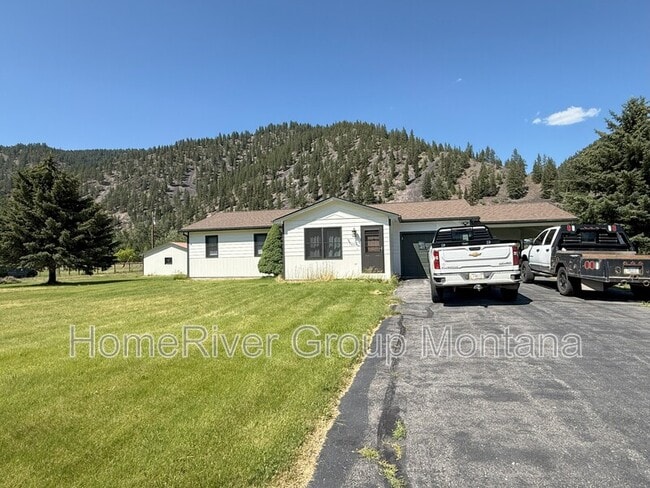 Building Photo - 18530 E Mullan Rd