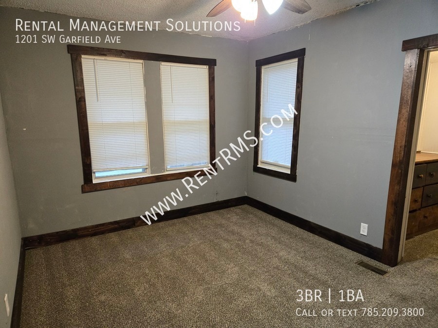 Building Photo - 1201 SW Garfield Ave