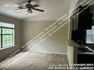 Foto del edificio - 4803 Hamilton Wolfe Rd