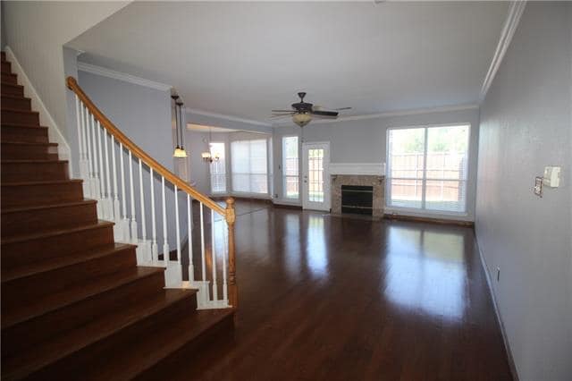 Foto del edificio - 3845 Gillespie Dr