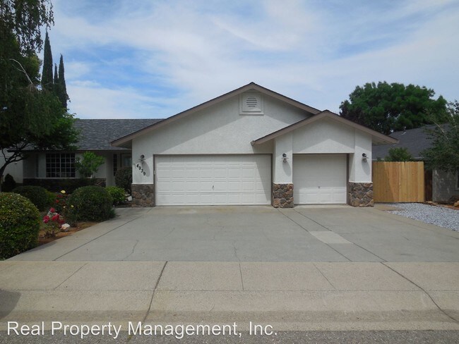 Building Photo - 4939 Tralee Ln