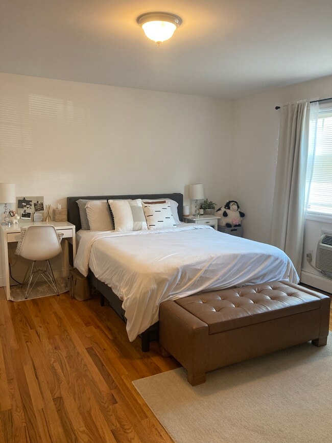 39 Hoyt St Unit 2, Stamford, CT 06905 Apartments in Stamford, CT