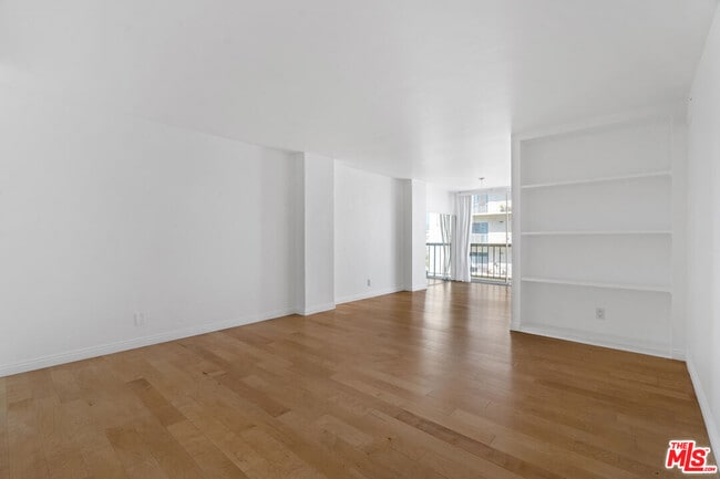 Foto del edificio - 10747 Wilshire Blvd