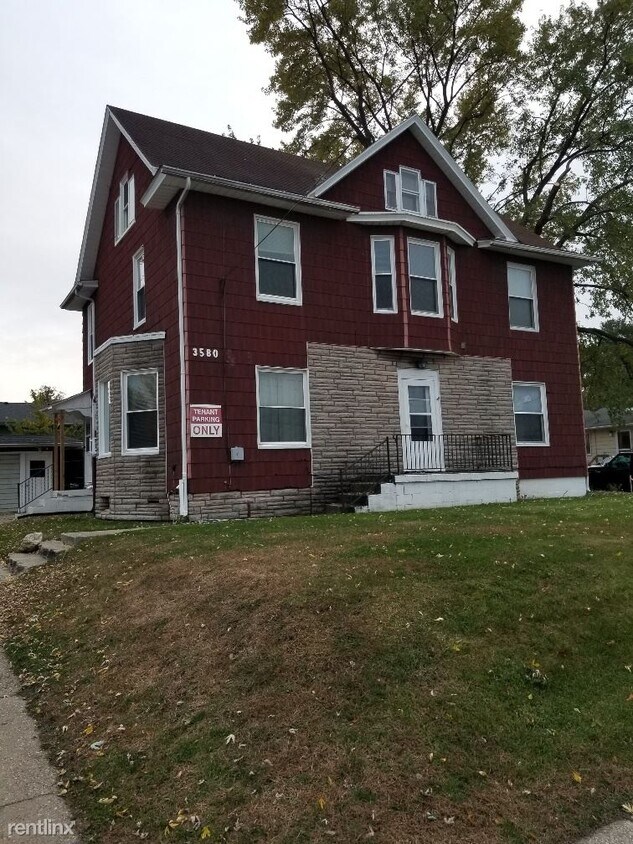 Primary Photo - 3580 Marine St SW