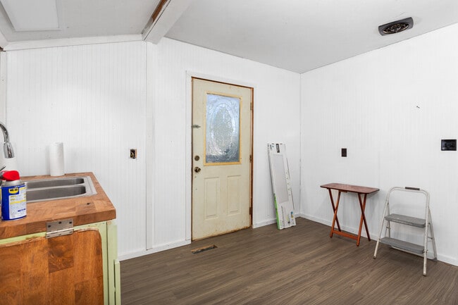 Foto del edificio - 4624 Hickory Ln