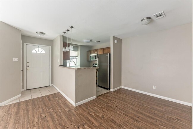 Foto del edificio - 2402 Sycamore Ave