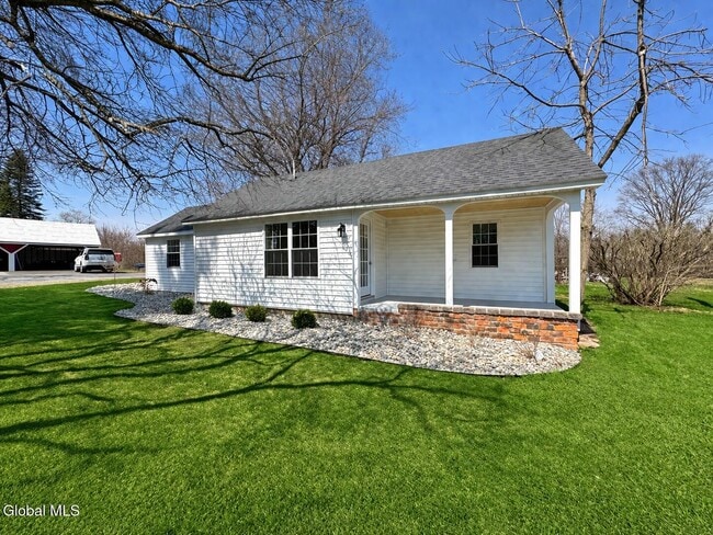 Building Photo - 675 Mac Elroy Rd