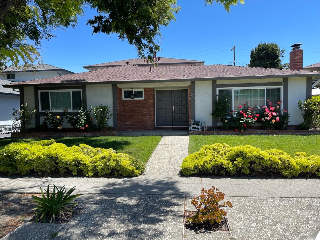 526 Doyle Rd Unit 1, San Jose, CA 95129 526 Doyle Rd San Jose, CA