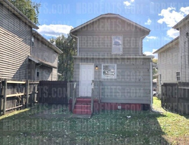 Building Photo - 2213 Queen Ave 2BR/2BA (Middletown)