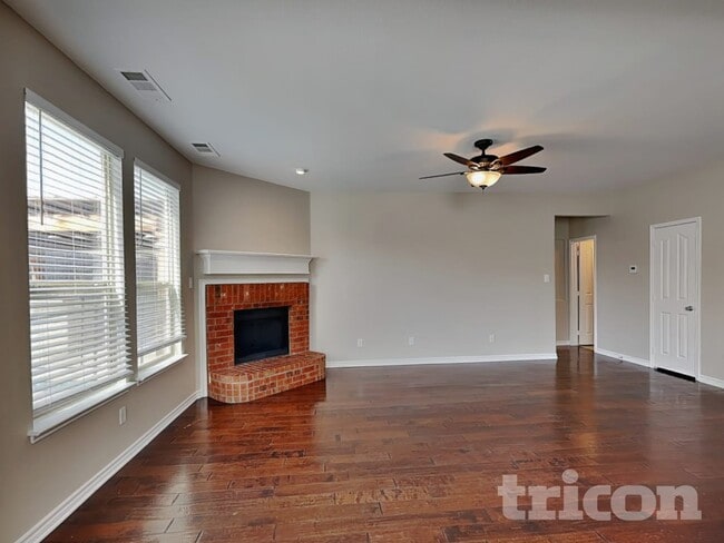 Building Photo - 10401 Turning Leaf Trail