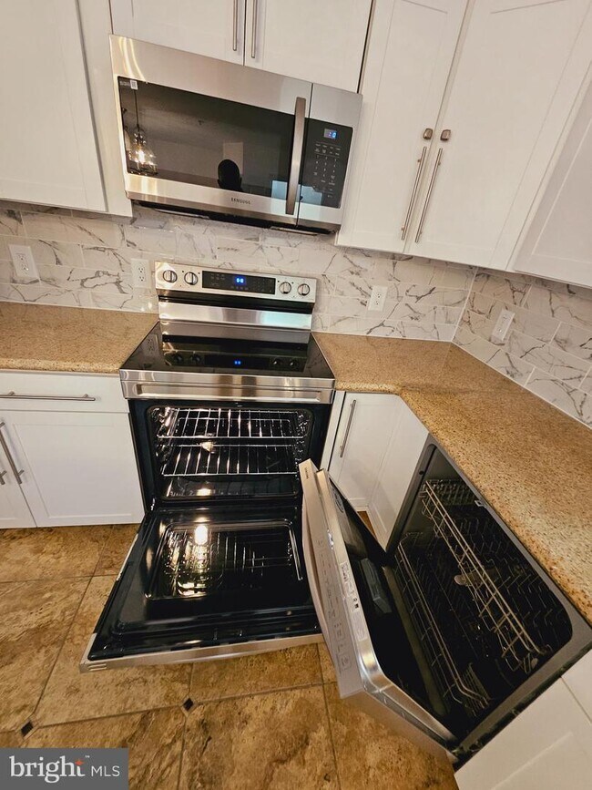 Foto del edificio - 7507 Belgravia Ln