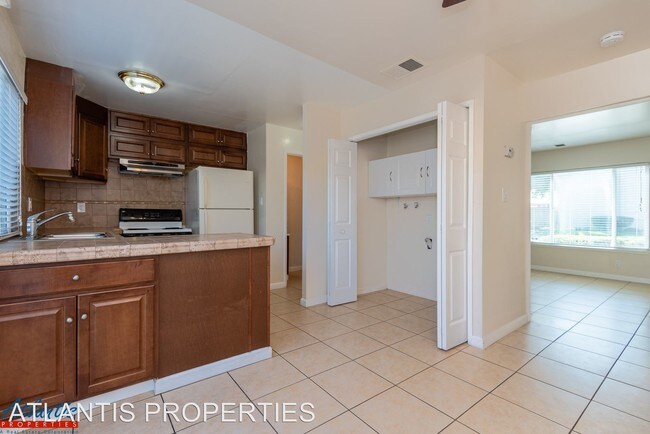 Foto del edificio - 2 br, 1.5 bath House - 458 Don Marco Court