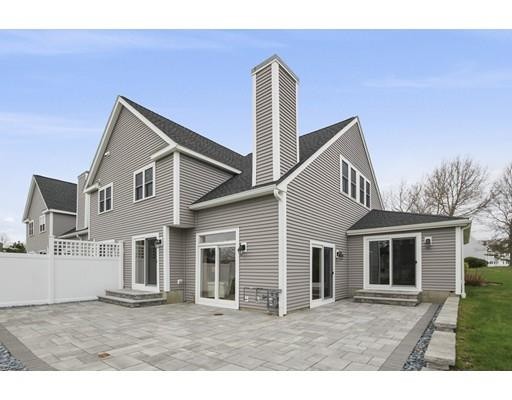 Building Photo - 588 White Cliff Dr