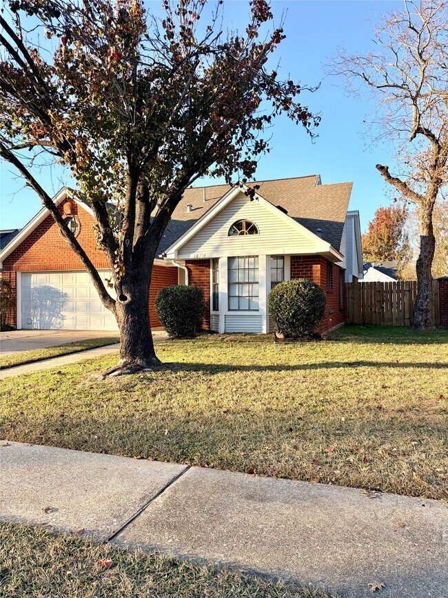 Building Photo - 18714 Haughland Dr