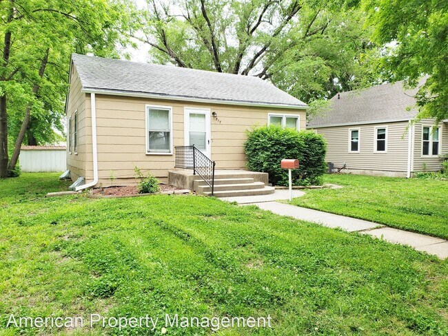3 br, 2 bath House - 317 Kearney photo'