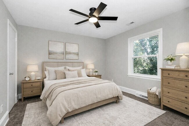 Foto del edificio - 3503 Meredith Ave