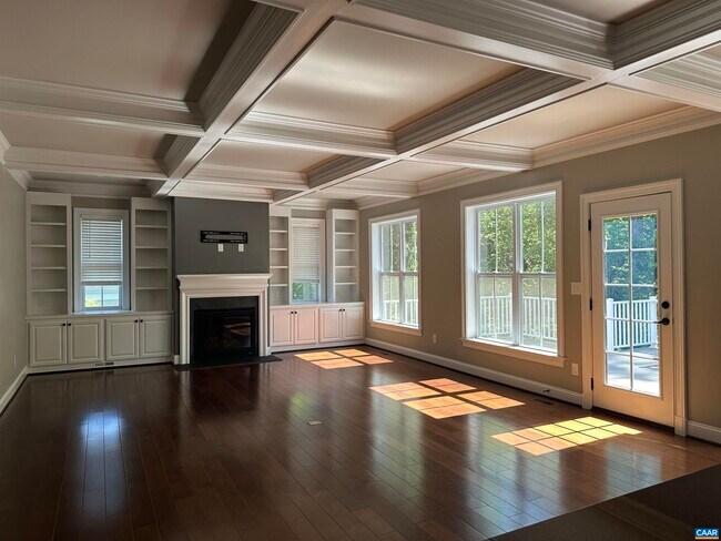 Foto del edificio - 1832 Hyland Creek Dr