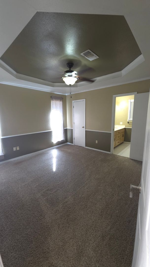 Foto del edificio - Wonderful Large 3 Bedroom Home