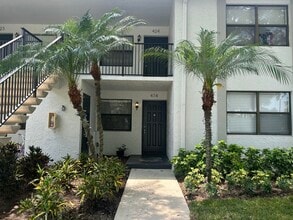 Building Photo - 1290 S Military Trail