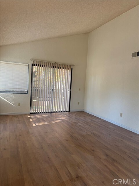 Foto del edificio - 22852 Hilton Head Dr