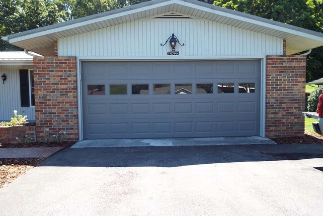 Foto del edificio - 28266 Lee Hwy