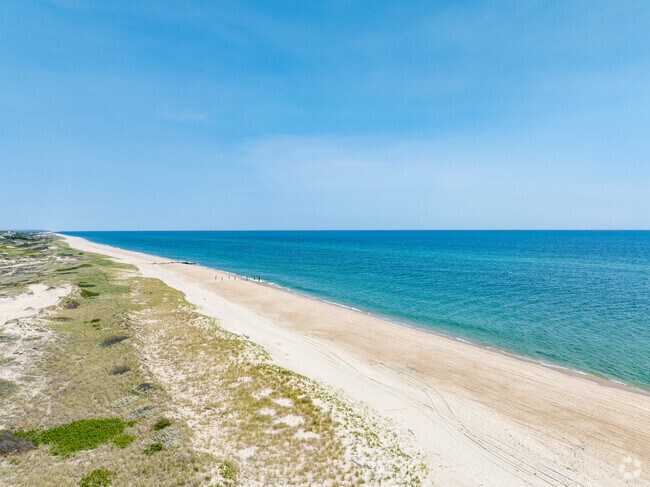 The beautiful Westhampton Beach which is south of Manorville.
