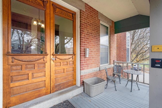 Foto del edificio - 734 Garrard St