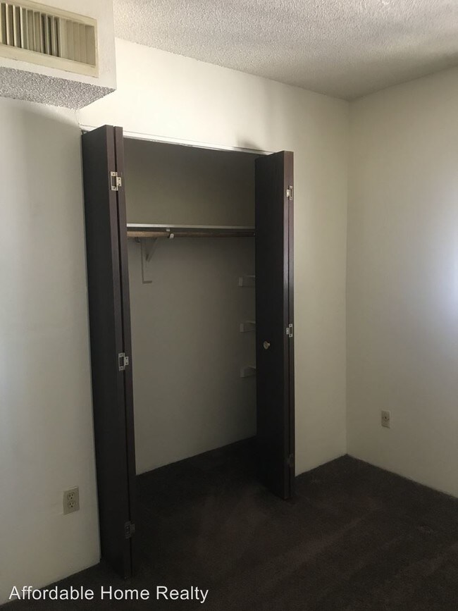 Foto del edificio - 2438 N Palo Verde Ave