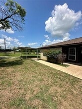 Building Photo - 122 Don Propp Rd