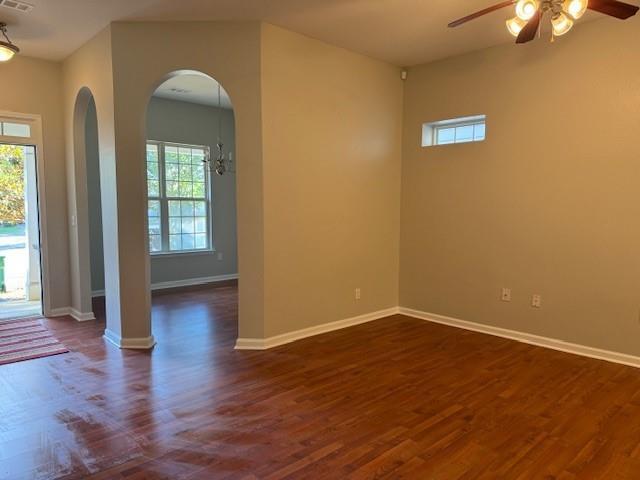 Building Photo - 218 Ranier Ct.