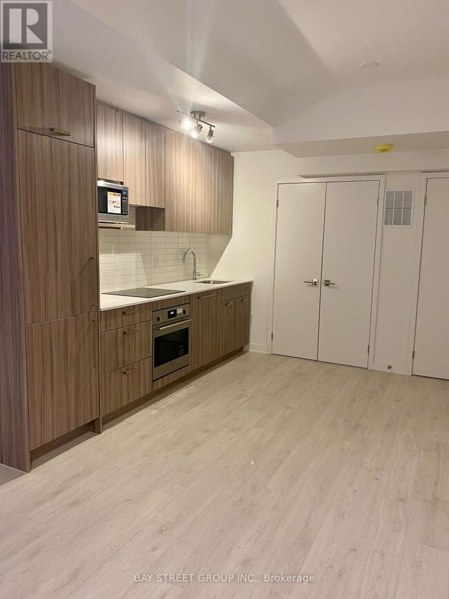 Building Photo - 73 Curlew Dr