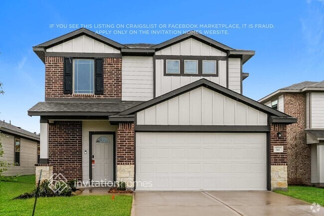 Building Photo - 5612 Poinsettia Pl