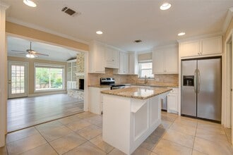 Building Photo - 14211 Ella Lee Ln