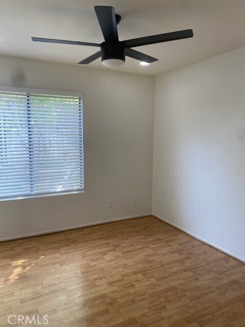 Foto del edificio - 6611 Kern Pl