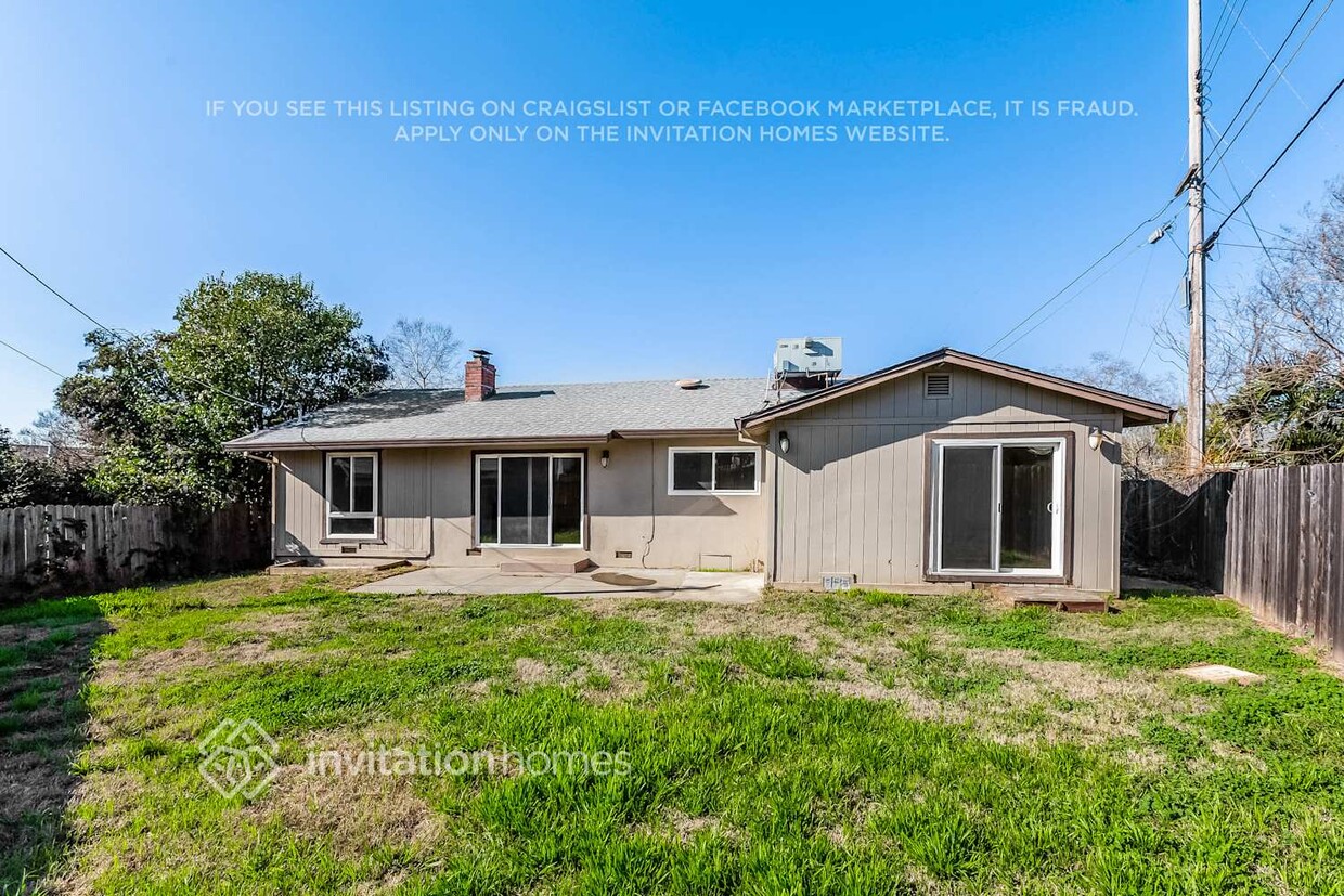 Building Photo - 10256 Octavia Way